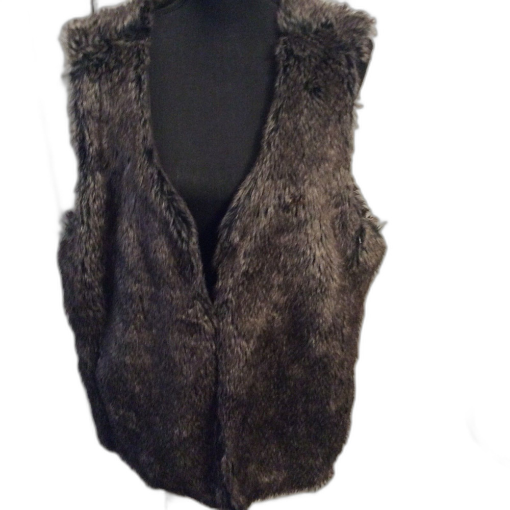 Ava & Viv Charcoal Faux Fur Vest